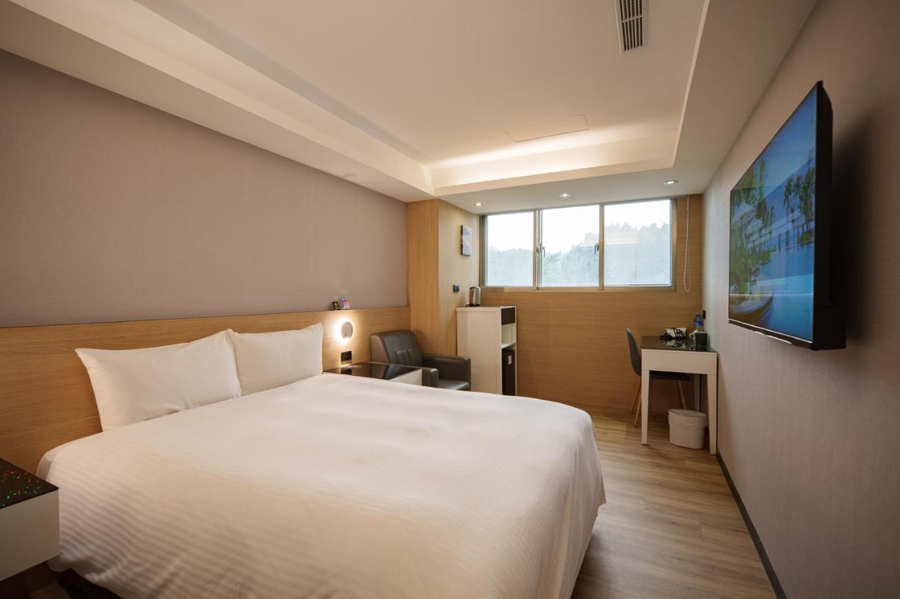 Hub Hotel Tucheng Extérieur photo