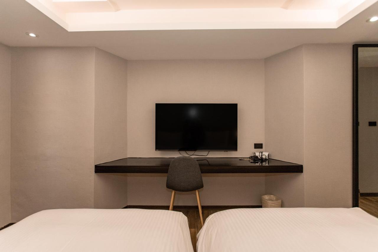 Hub Hotel Tucheng Extérieur photo