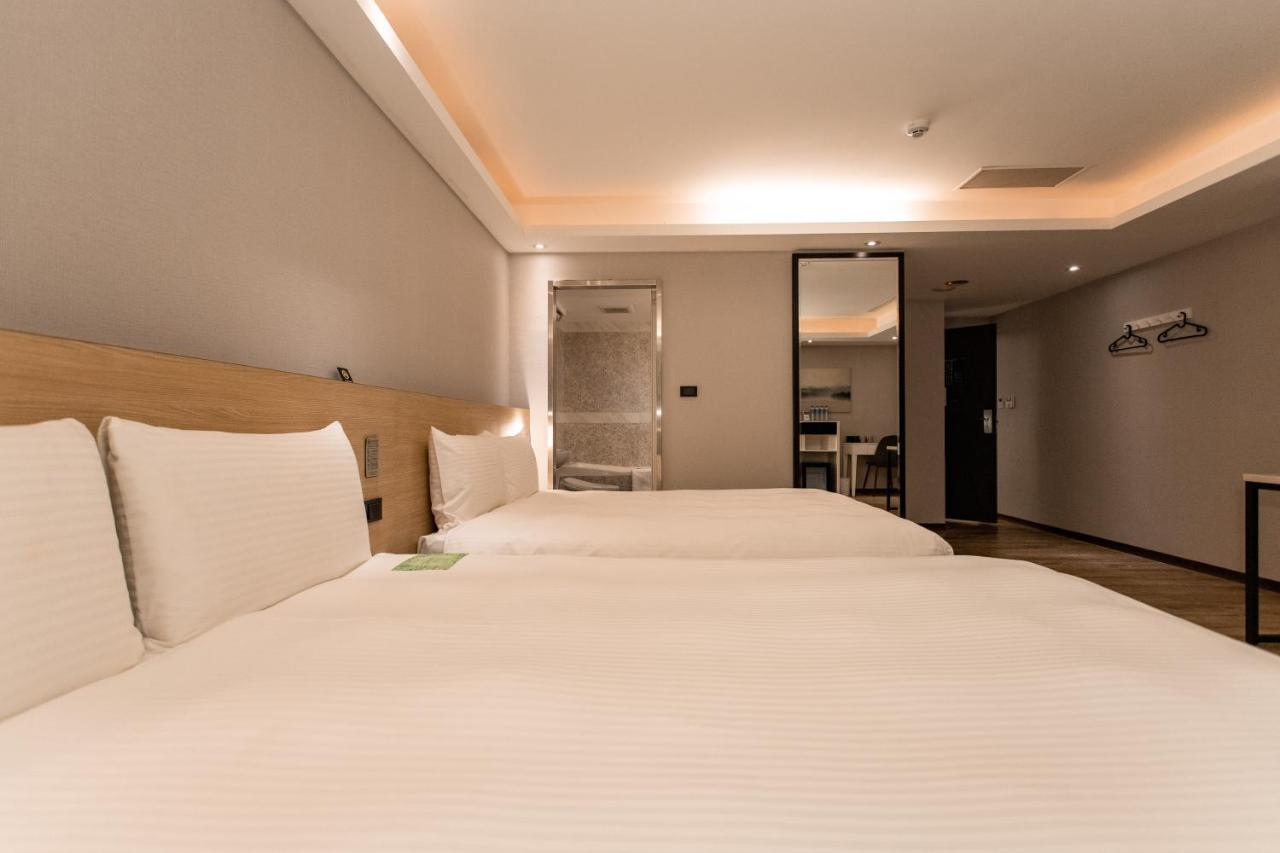 Hub Hotel Tucheng Extérieur photo
